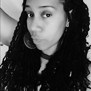 Meet your Posher, Karla